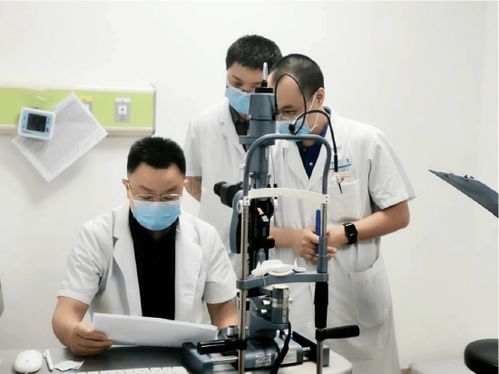 福建首批 厦门眼科中心成功开展散光矫正型三焦点人工晶体植入术