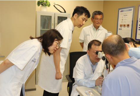 京鄂闽专家团再次汇聚福州爱尔眼科疑难眼病诊疗平台,联合会诊为患者破除疑难