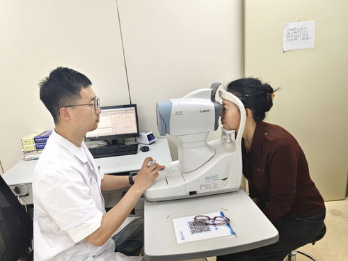 烟台业达医院眼科 飞秒激光精准矫治近视 硬核团队守护清晰视界