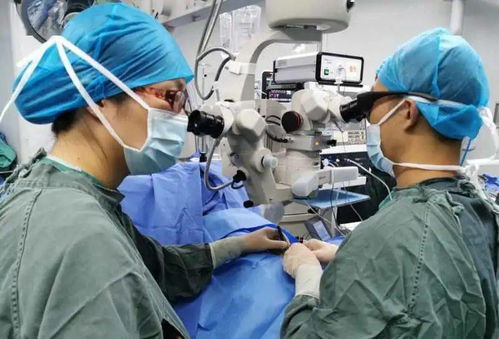 我院加强眼科疑难病诊疗中心建设 大力解决眼病兜底瓶颈 成功开展全区首例玻璃体切割术